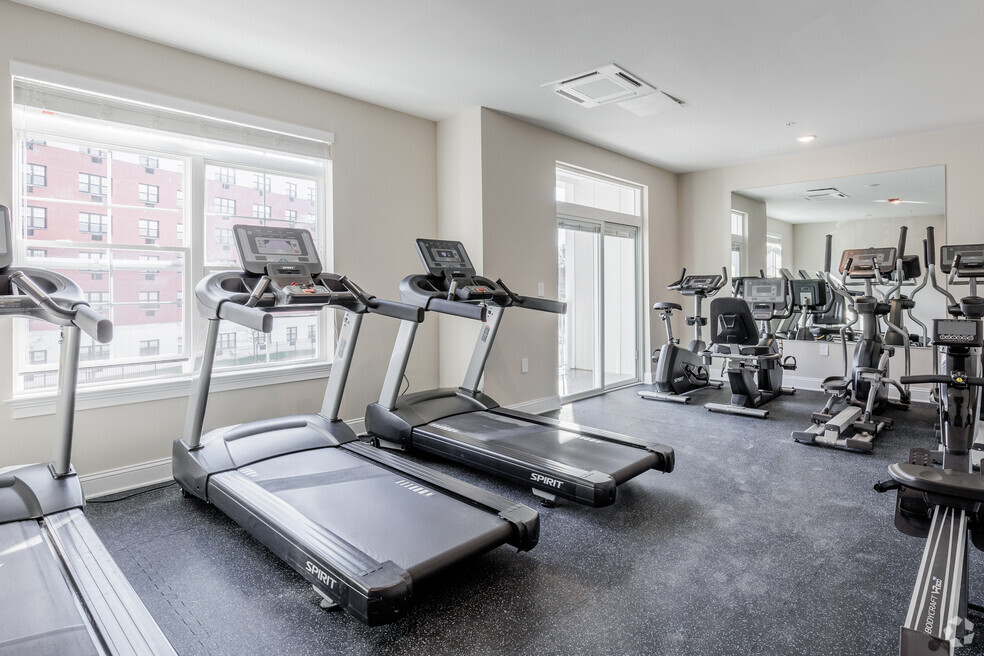 Amenities - Fitness Center Cardio